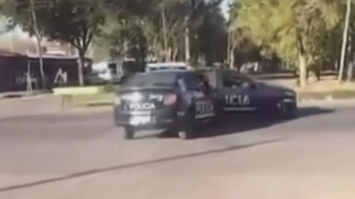 Las Heras: dos patrulleros chocaron entre sí durante una persecución policial
